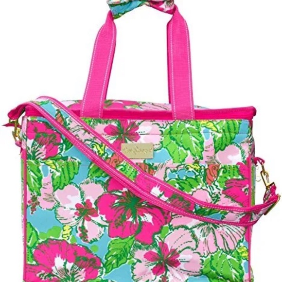 Lilly Pulitzer Beach Cooler Featured By Big Flirt in a Beautiful Floral Print - Picture 3 of 4
